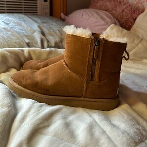 Almost Brand New AUTHENTIC Zip Up UGGS
